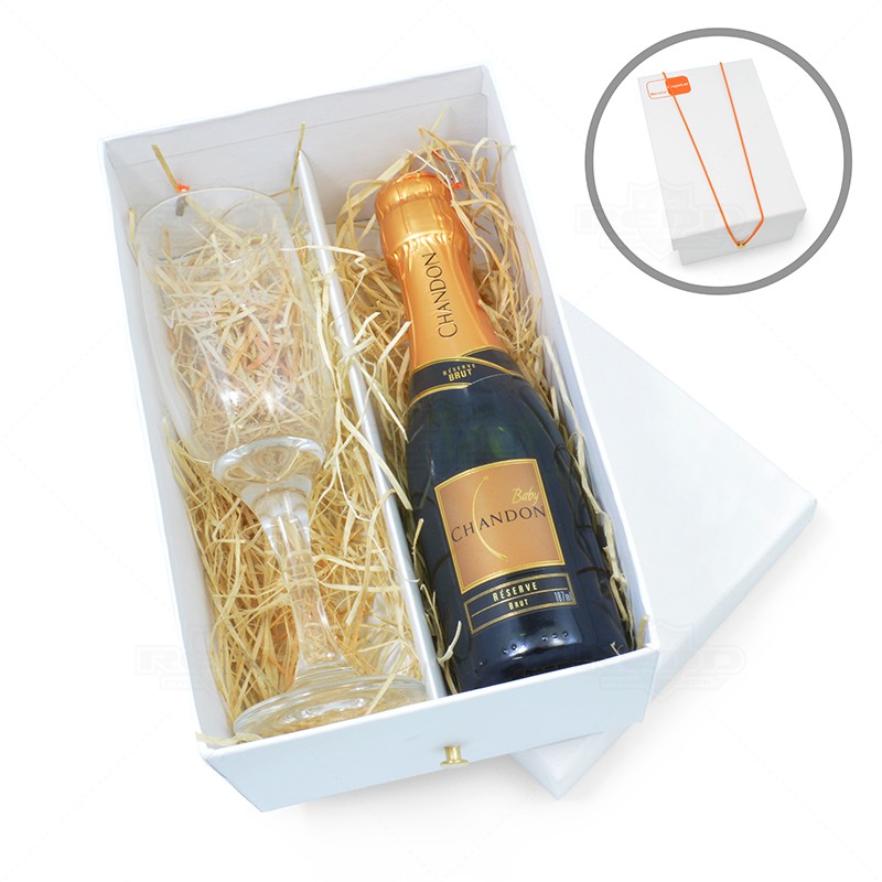 Kit Bebida Espumante Chandon Baby com 1 taa Personalizada