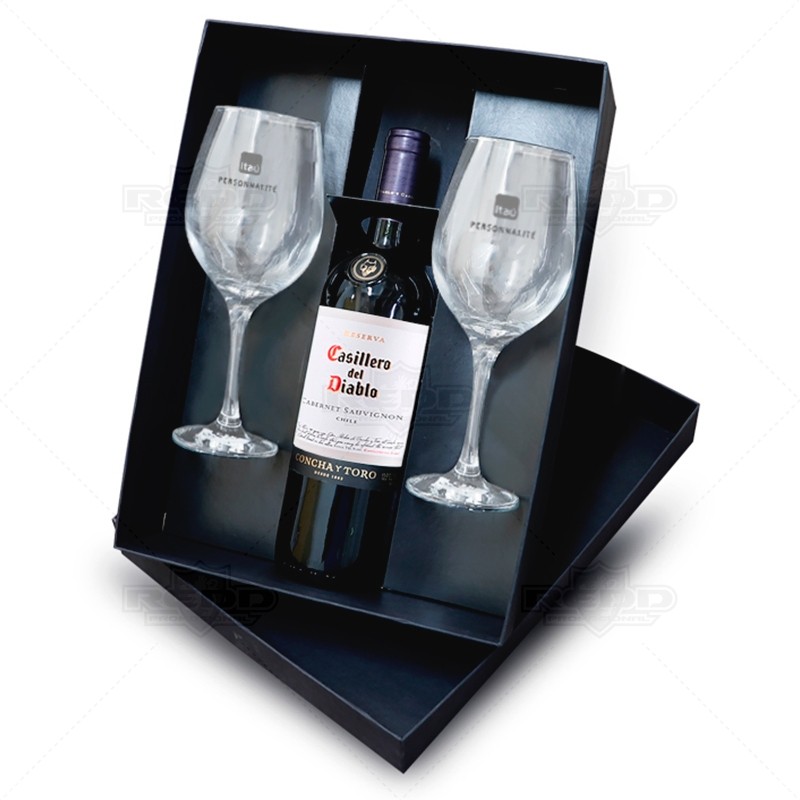 Kit Bebida com Vinho e Taas Personalizado