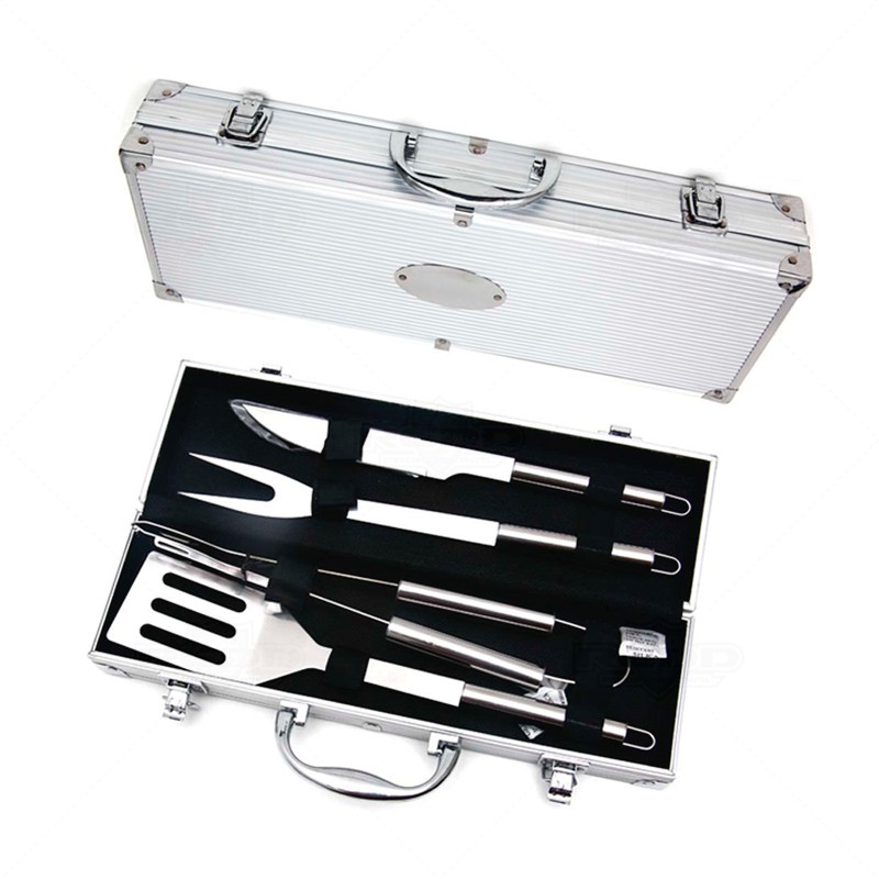 Kit Churrasco com 4 Peas em Inox Personalizadas