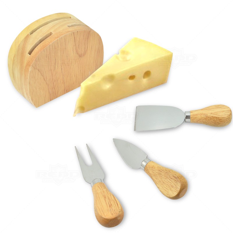 Kit Queijo Personalizado com 4 Peças | Kit Queijo Personalizado com 4 Peças. Acompanha duas facas de queijo uma para o queijo parmesão, uma para queijos duros e um garfo de servir